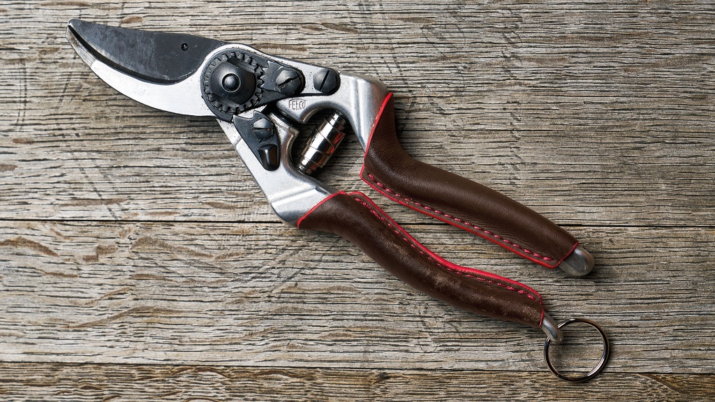 Baumschere FELCO 8 Elite, Klinge Black F-Tech, lederbezogene Griffe, 21 cm lang